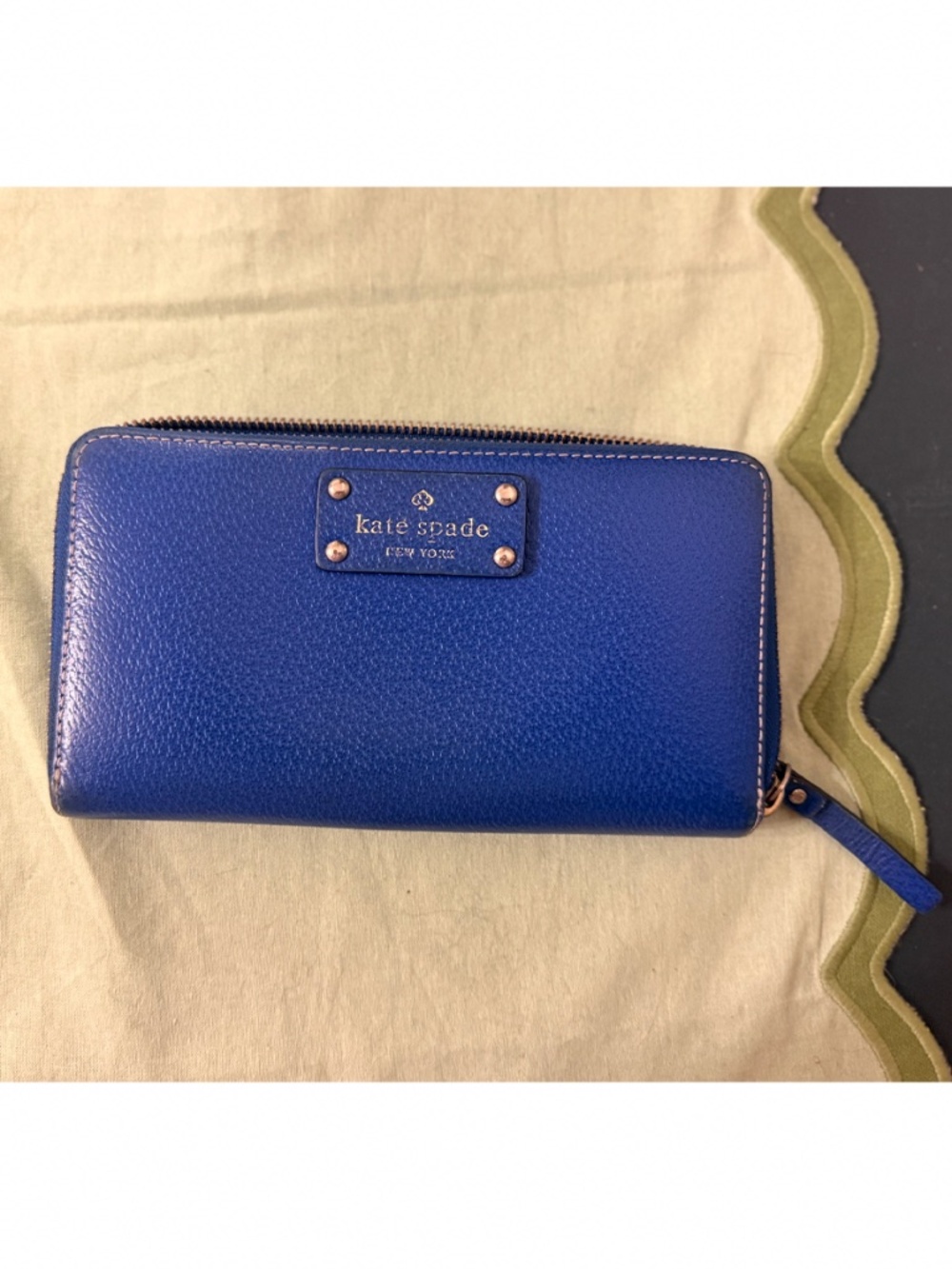 Kate Spade New York Blue Leather Zip Around Wallet Continental Wallet